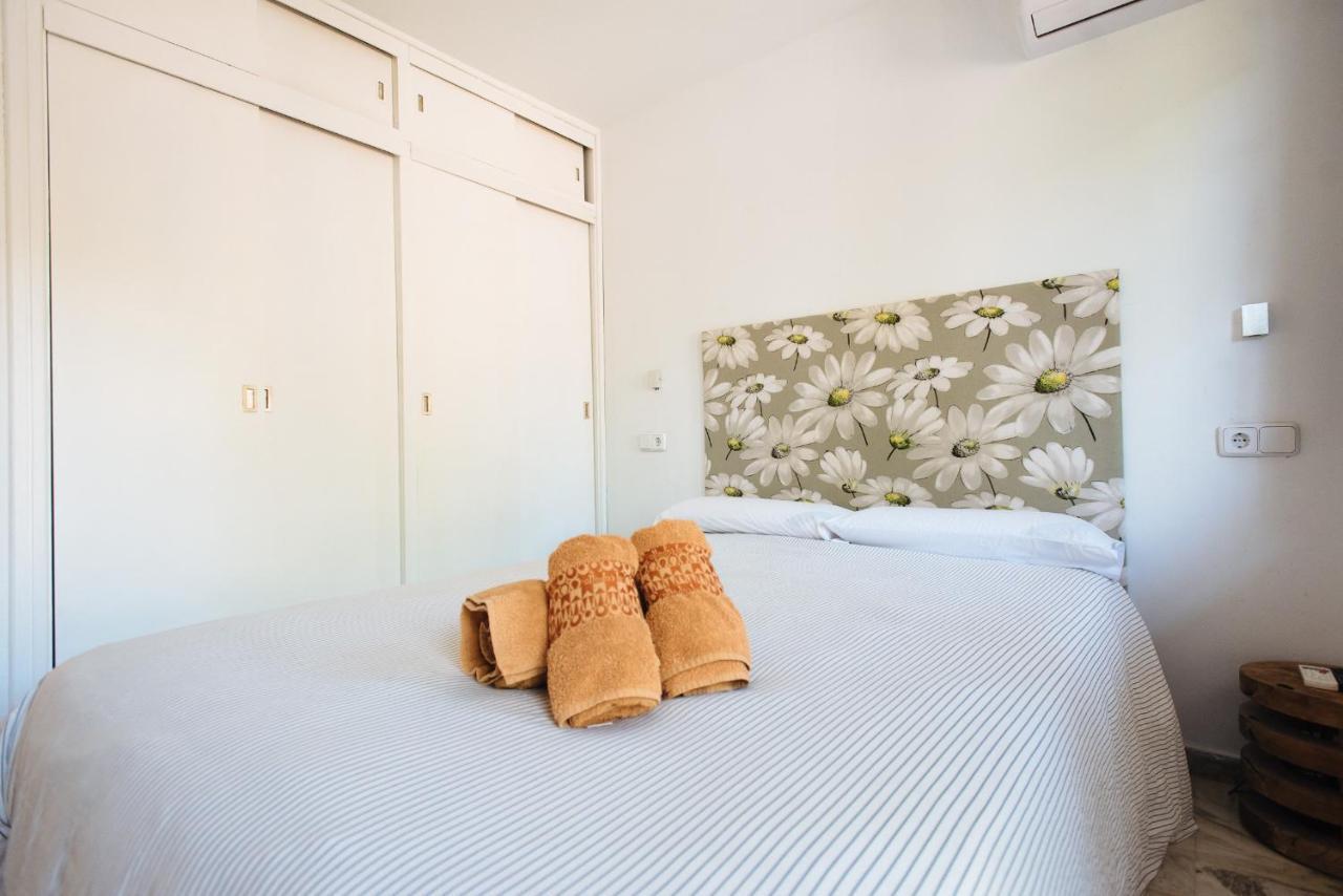 Apartamento Las Brisas I Valencina de la Concepcion Luaran gambar